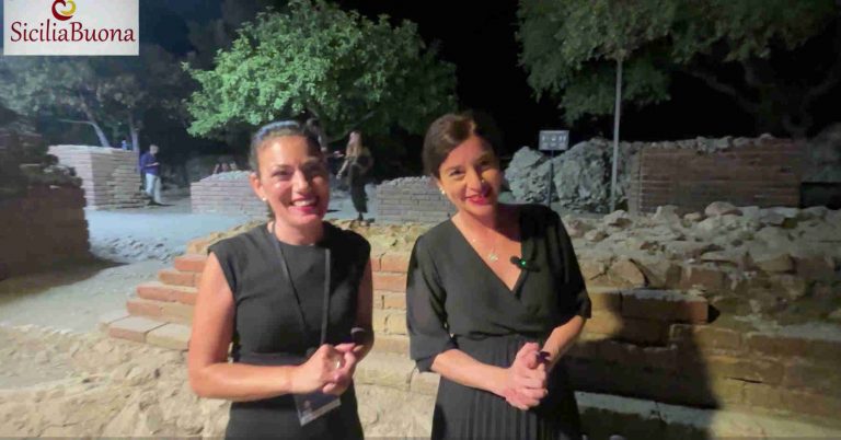 Turandot in LIS - Taormina - Coro Lirico Siciliano - Sicilia Buona