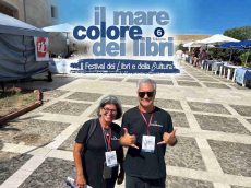 Matilde Sciarrino e Michele Giacalone - Sicilia Buona - Il mare colore dei libri